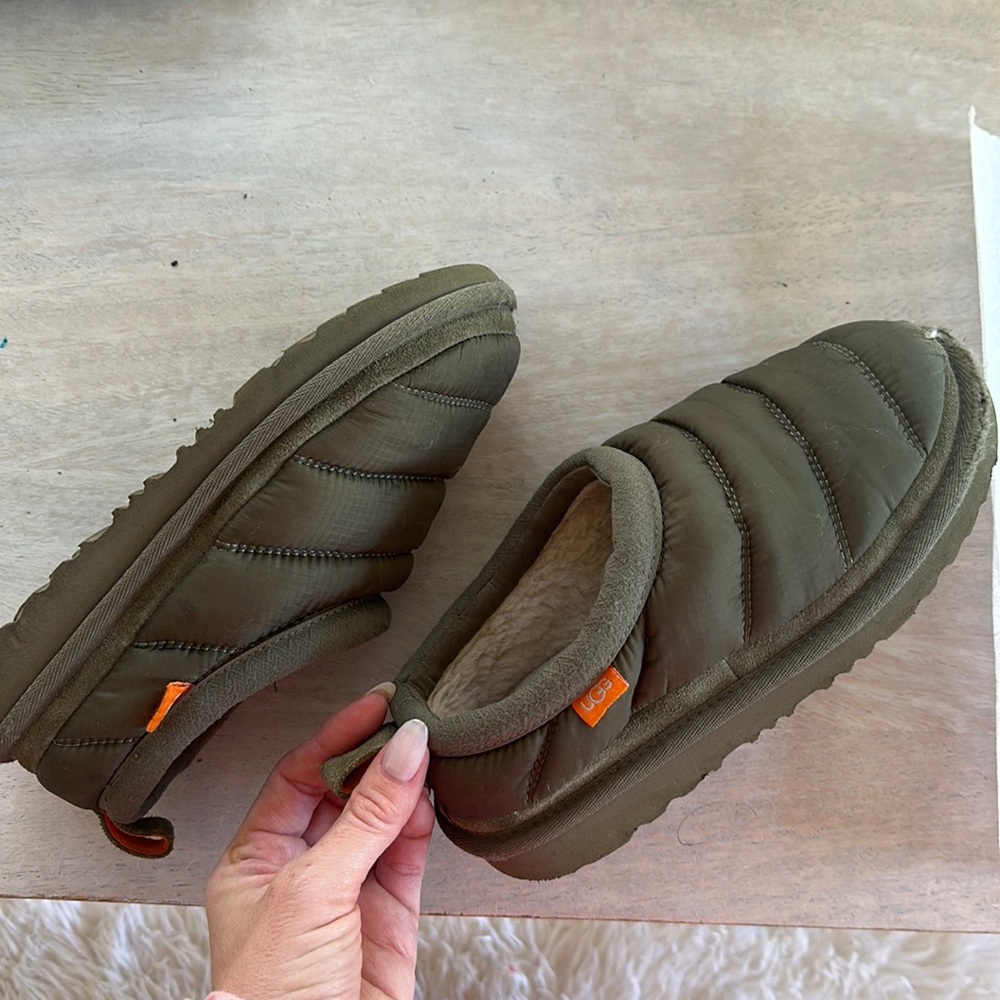 Kids ugg slip ons